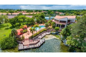 18 Capitol Ct, Deerfield Beach, FL 33442 Sold 12/22/25