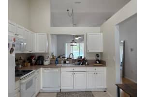 2801 E Aragon Blvd, Sunrise, FL 33313 - MLS#F10515659