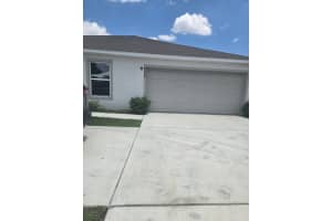 555 SW Paar Dr, Port Saint Lucie, FL 34953 Sold 11/12/25