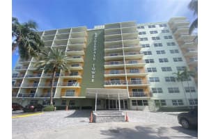 2900 NE 30th St 2F, Fort Lauderdale, FL 33306 - MLS#F10515683