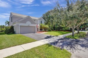 10582 Grove Pl, Cooper City, FL 33328 Sold 10/15/25