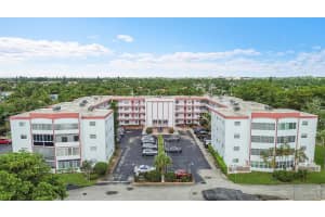 4000 NW 44th Ave 401, Lauderdale Lakes, FL 33319 - MLS#F10515702