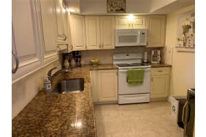 525 N Ocean Blvd 1120, Pompano Beach, FL 33062 - MLS#F10515746