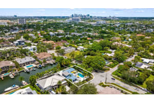 1524 Bayview Dr, Fort Lauderdale, FL 33304 - MLS#F10515806