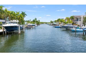 1524 Bayview Dr, Fort Lauderdale, FL 33304 - MLS#F10515806