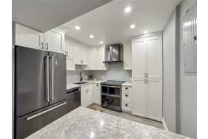 2000 S Ocean Blvd LF, Lauderdale By The Sea, FL 33062 - MLS#F10515827