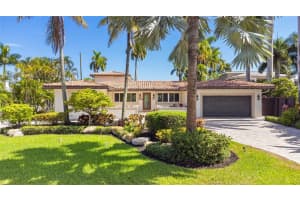 1100 N Northlake Dr, Hollywood, FL 33019 - MLS#F10515857