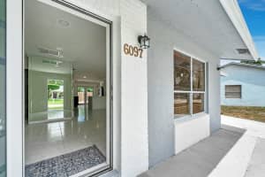 6097 Blue Stone Ln, Lake Worth, FL 33463 Sold 08/15/25