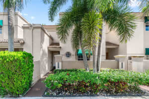 6581 Via Regina 6581, Boca Raton, FL 33433 - MLS#F10515868