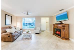 11541 NW 35th St, Sunrise, FL 33323 - MLS#F10515871