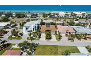 2504 Hibiscus Dr. W, Belleair Beach