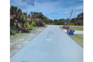 1847 Novice Avenue, Lehigh Acres, FL 33972 - MLS#F10515896