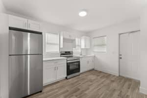 606 S 13th St 1, Fort Pierce, FL 34950 - MLS#F10515913