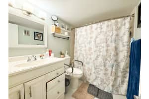 124 NE 19th Ct 201B, Wilton Manors, FL 33305 - MLS#F10515923
