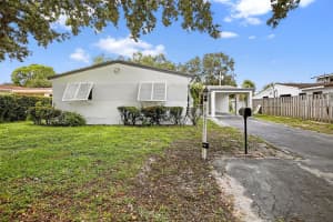 6620 Charleston St, Hollywood, FL 33024 Sold 09/12/25