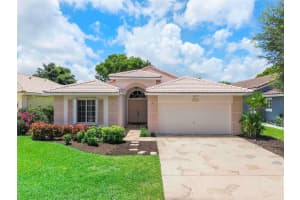 4700 NW 7th Pl, Deerfield Beach, FL 33442 Sold 11/26/25