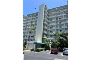 2334 S Cypress Bend Dr 810, Pompano Beach, FL 33069 - MLS#F10516023
