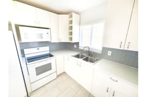 5300 Washington St D303, Hollywood, FL 33021 - MLS#F10516076