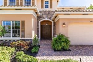 10024 Cobblestone Creek Dr, Boynton Beach, FL 33472 - MLS#F10516088