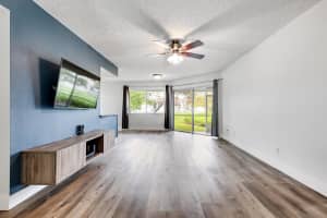 9321 NW 9th Pl 9321, Plantation, FL 33324 - MLS#F10516097