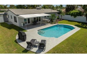 340 SE 8th Ct, Pompano Beach, FL 33060 Sold 09/02/25