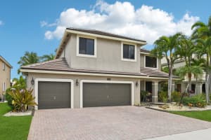 640 SW 167th Way, Pembroke Pines, FL 33027 - MLS#F10516221
