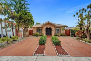12857 Nw 102nd Ave, Hialeah