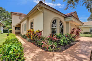 5024 NW 95th Dr, Coral Springs, FL 33076 Sold 10/28/25