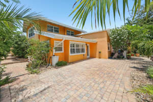 1709 NE 28th Dr, Wilton Manors, FL 33334 - MLS#F10516251