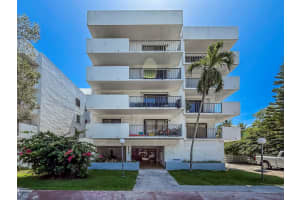 8255 W Abbott Ave 305, Miami Beach, FL 33141 Sold 09/19/25