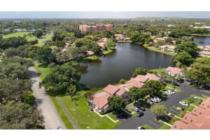 606 Deer Creek Lake Point North Ln, Deerfield Beach, FL 33442 - MLS#F10516313