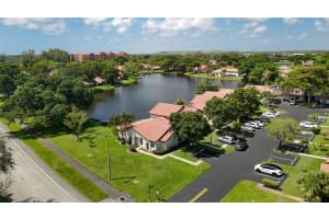 606 Deer Creek Lake Point North Ln, Deerfield Beach, FL 33442 - MLS#F10516313