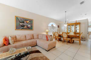 7752 NW 18th St, Pembroke Pines, FL 33024 Sold 09/03/25