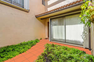 10107 Costa Del Sol Blvd D-56, Doral, FL 33178 Sold 08/22/25