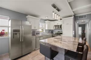 352 Saxony Trail 352, Delray Beach, FL 33446 - MLS#F10516352