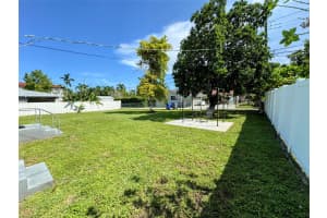 1700 Liberty St, Hollywood, FL 33020 - MLS#F10516374