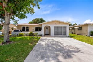 1010 NW 49th Ct, Deerfield Beach, FL 33064 - MLS#F10516385