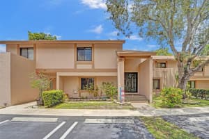 11 Chestnut Cir 11, Cooper City, FL 33026 Sold 09/04/25