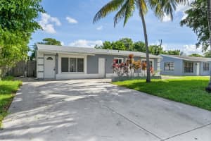6421 SW 16th St, North Lauderdale, FL 33068 - MLS#F10516407