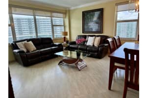 3300 NE 36th St 1122, Fort Lauderdale, FL 33308 Sold 10/22/25