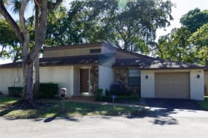 8197 Royal Palm Ct, Tamarac