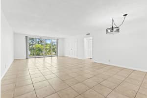3010 N Course Dr 306, Pompano Beach, FL 33069 - MLS#F10516483