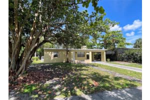 123 SW 21st Way, Fort Lauderdale, FL 33312 - MLS#F10516485