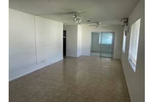 2753 NE 32nd St, Fort Lauderdale, FL 33306 - MLS#F10516493