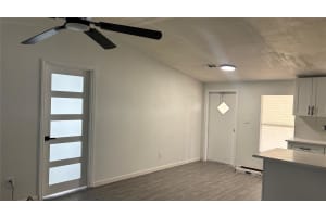 8681 SW 19th St, Davie, FL 33324 - MLS#F10516537