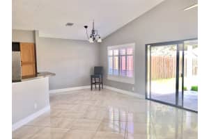 2070 NW 37th Ave, Coconut Creek, FL 33066 - MLS#F10516540