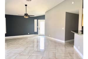 2070 NW 37th Ave, Coconut Creek, FL 33066 - MLS#F10516540