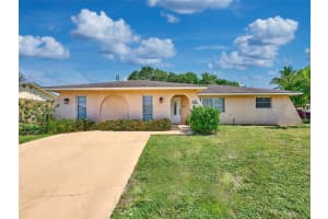 2014 7th Ct S, Lake Worth Beach