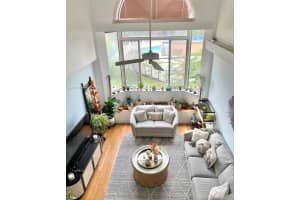 15525 Miami Lakeway N 207, Miami Lakes
