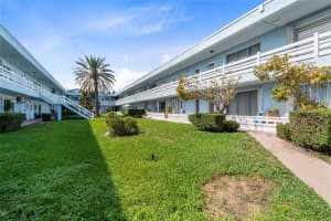 2700 35 34, North Miami, FL 33181 - MLS#F10516597